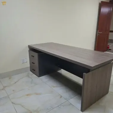 Bàn làm việc 3